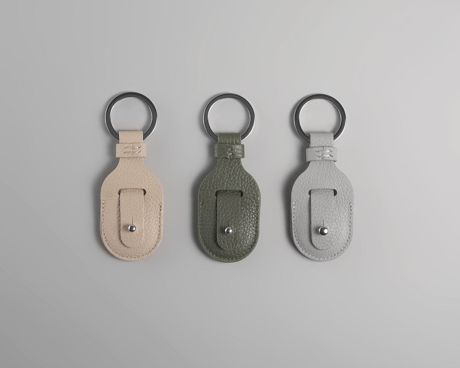 The 0.5 ml - Leather AirTag Keychain